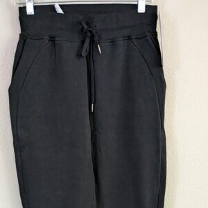 NWT New LULULEMON Scuba High Rise Jogger Sweatpants Size 8 Black